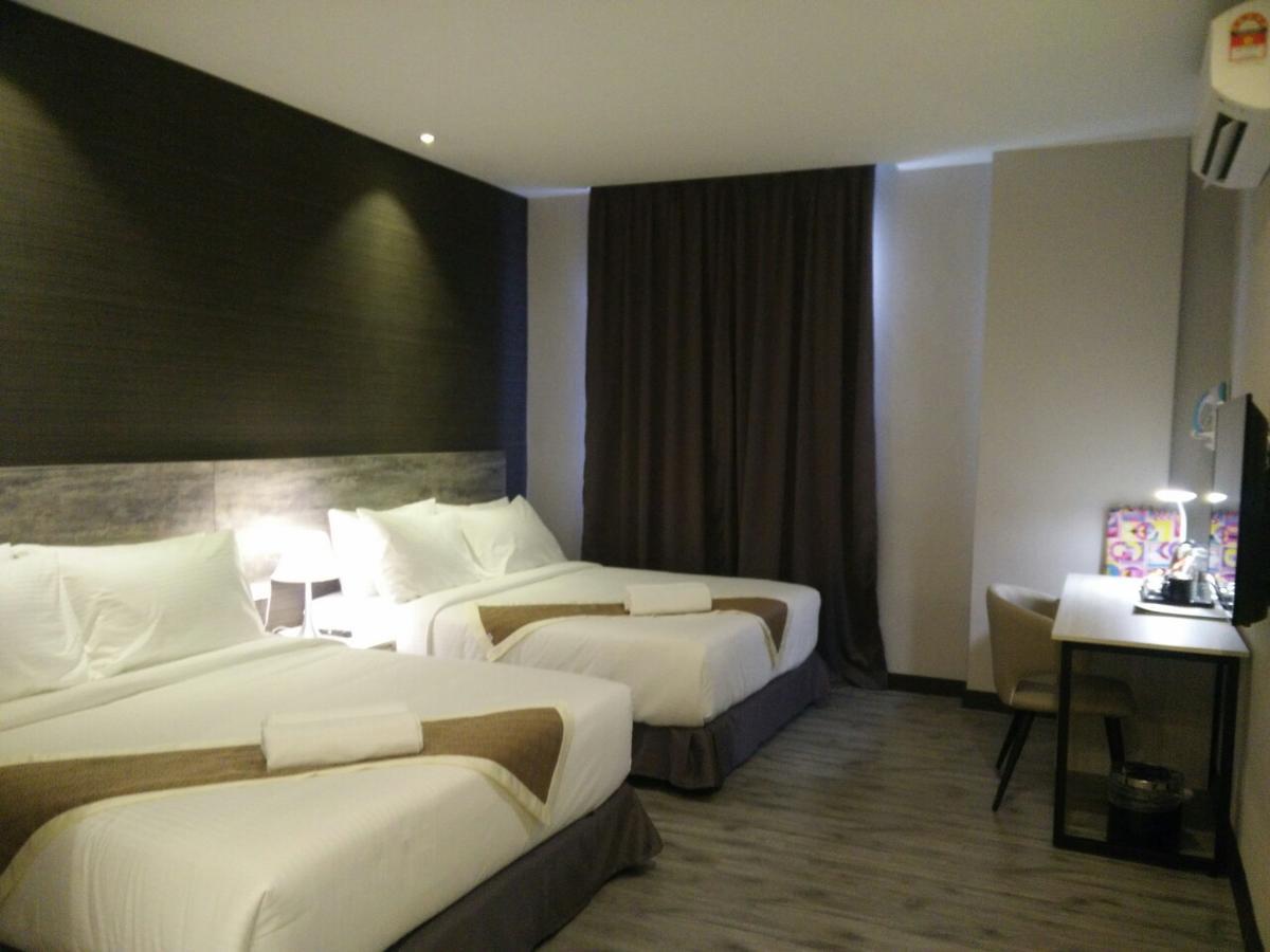 เดอะ เลฟเวอเรจ บิสซิเนส เต็ล Hotel ยะโฮร์บาห์รู ภายนอก รูปภาพ