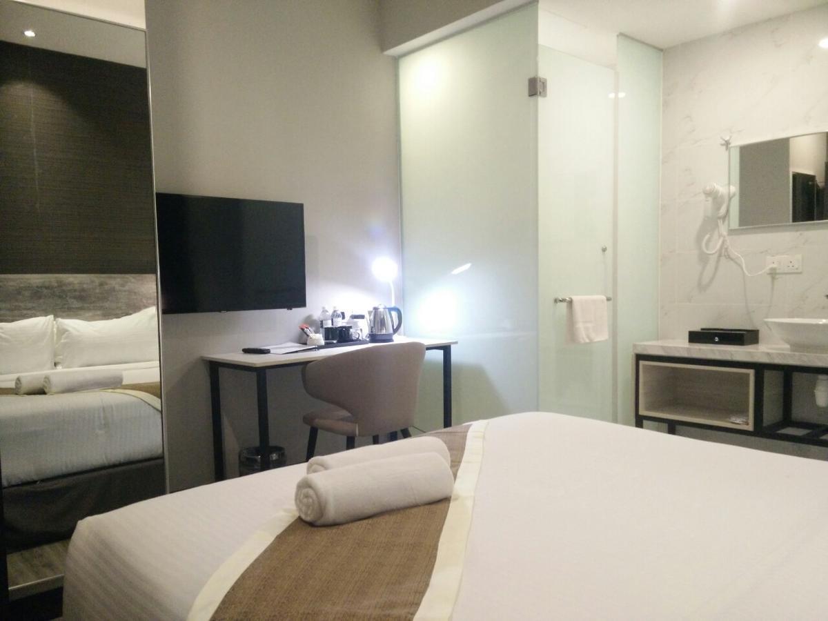 เดอะ เลฟเวอเรจ บิสซิเนส เต็ล Hotel ยะโฮร์บาห์รู ภายนอก รูปภาพ