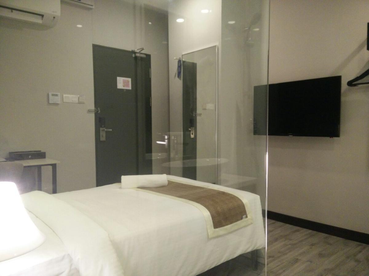 เดอะ เลฟเวอเรจ บิสซิเนส เต็ล Hotel ยะโฮร์บาห์รู ภายนอก รูปภาพ
