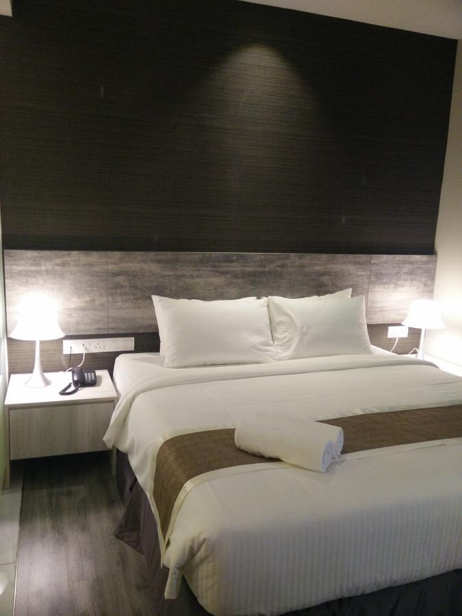 เดอะ เลฟเวอเรจ บิสซิเนส เต็ล Hotel ยะโฮร์บาห์รู ภายนอก รูปภาพ